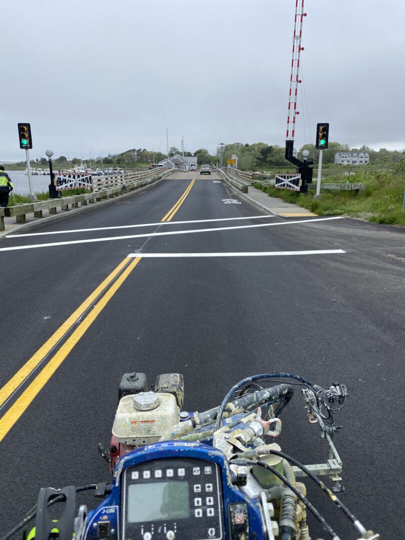 Plain road view near the green signal